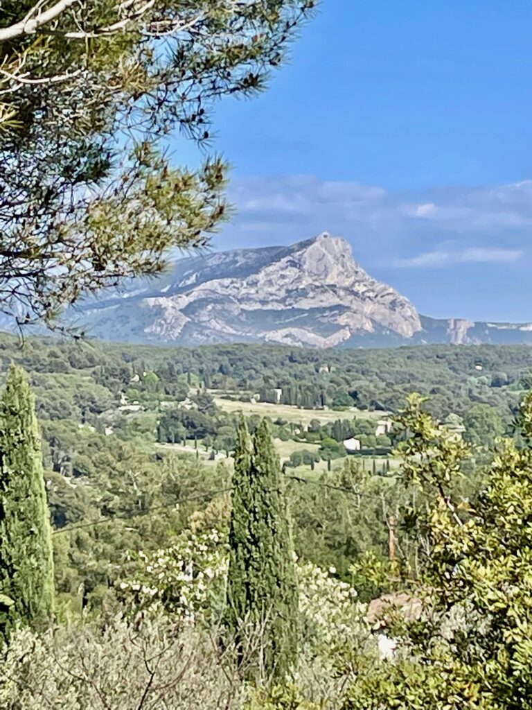 Montagne Sainte Victoire Aix en Provence Plateau des Lauves Terrain des peintres