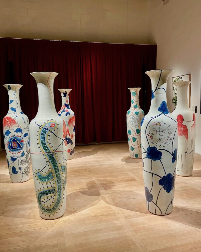 Vaincre le virus ! VI, XIII, XVIII - Barthélémy Toguo, 2016 © S. Patel De Zorzi