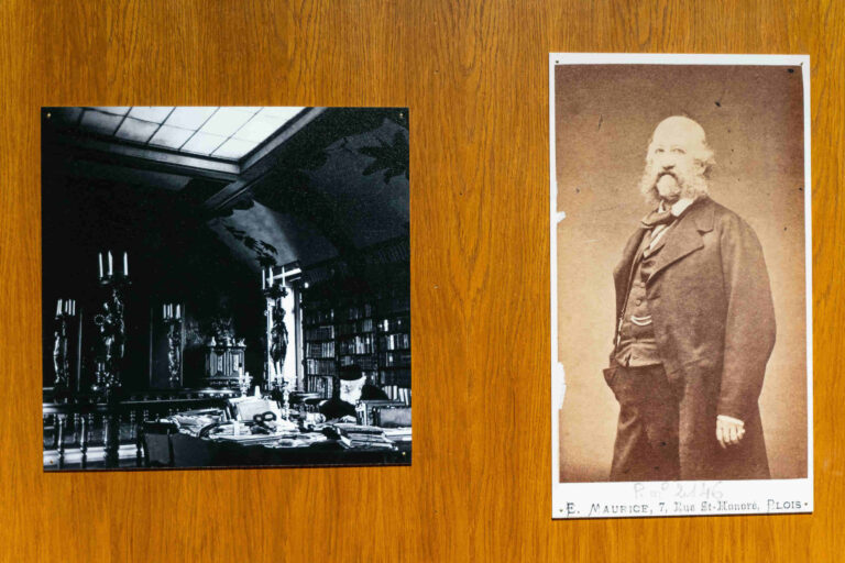 Photos d’ Eugène Huet de Froberville exposés au Château royal de Blois © Deepha Photographie - Ville de Blois