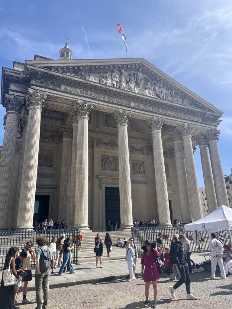 Rendez-vous devant le Panthéon @ Soraya Patel De Zorzi